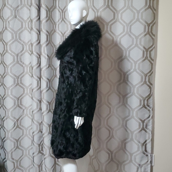 Black faux fur ankle length jacket - Picture 3 of 6
